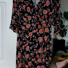 Black floral print dress UK14