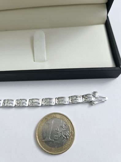 Brand New 10ct White Gold Diamond Tennis Bracelet
