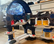 Imaginext DC Super Friends Batman Super Surround Batcave
