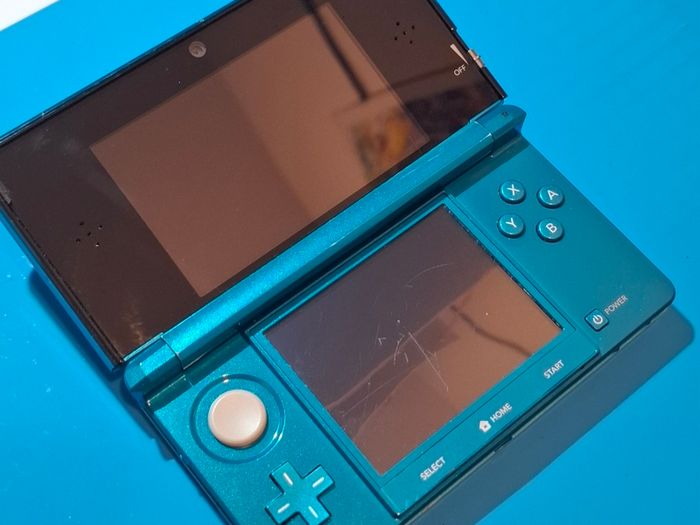 3DS Aqua Blue (Modded)