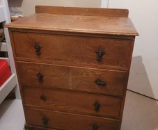 Antique Oak Chest of Drawers