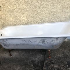 bathtub