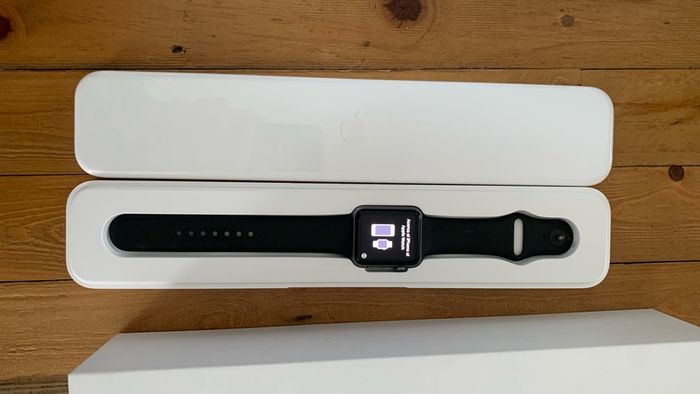 Apple watch sport series 7000