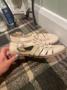 Clarks shoes size 6