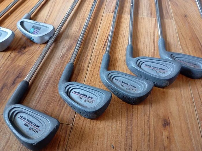 golf clubs
