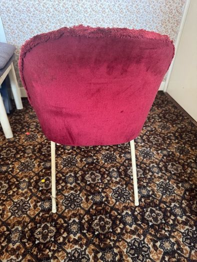 vintage child's chair read full ad