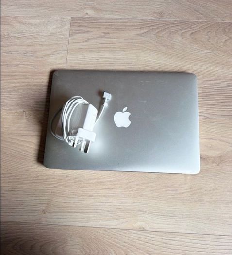 Apple MacBook Air 13 2014