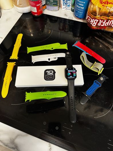 Apple Smart Watch series 10