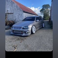 Supercharged Lexus le is200