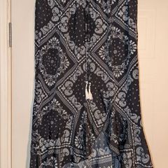 Perfect for Summer stunning floral hi--lo skirt