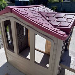Little Tikes Playhouse & Slide