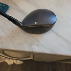 Taylormade 5 qi35 wood LH