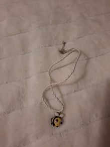 new bumble bee necklace
