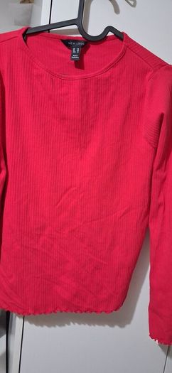 tops  sizes 12 ans 14
