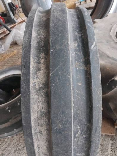 Tyres off ford 7610's