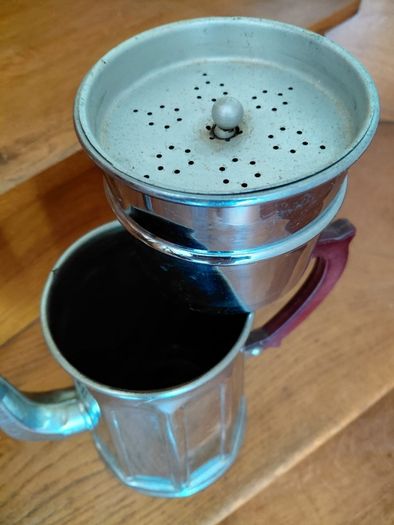 Antique French coffee pot make Menesa chrome