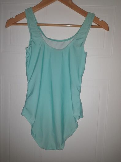 girls swimsuit