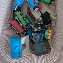 Thomas the thank engine trains and wooden track
