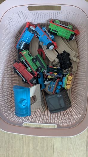 Thomas the thank engine trains and wooden track