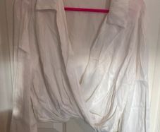 Cropped satin shirt