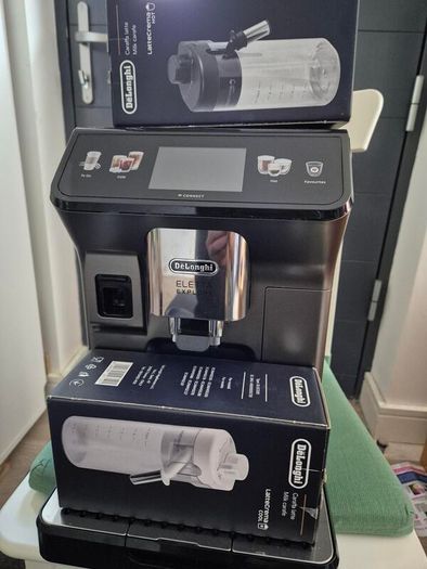 Delonghi Eletta Explore ECAM450.86.T Smart Bean to Cup Coffee Machine