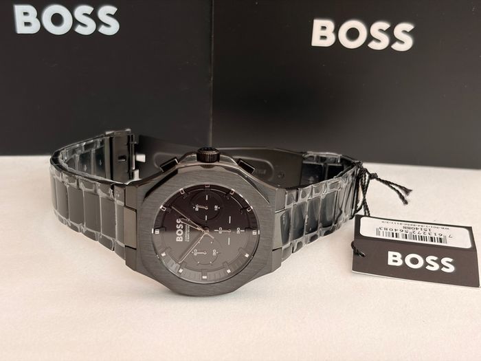 Brand New BOSS View 1514008 Mens Chronograph Watch
