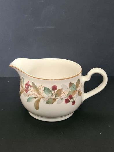 Arklow vintage gravy boat, sauce jug