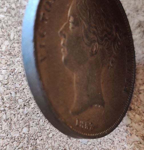 1853 Great Britain Penny WW Queen Victoria Young Head