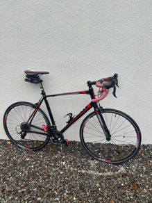Giant road bike