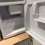 Counter top fridge Image 2