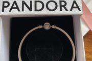 Pandora bangle bracelet with pave star clip
