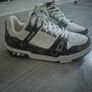Mens LV runners (fake) Image 5