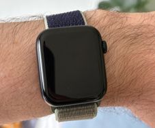 Apple Watch SE (2nd Gen) 44mm