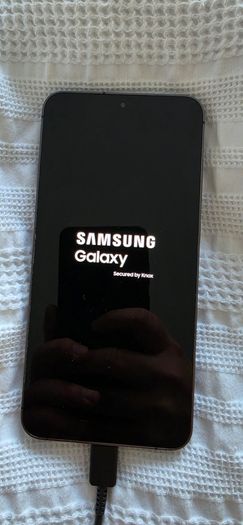 Samsung Galaxy S24+ 256Gb with otterbox