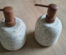 Hand soap dispensers