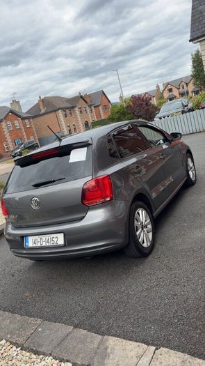 Volkswagen polo LOW KMS