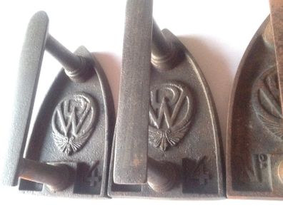 4x Antique Flat Irons French Cast Iron