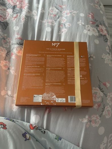 No7 Ultimate Skincare Set