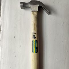 Dargan wooden handle hammer 16Oz