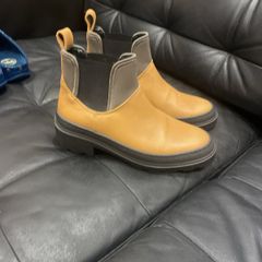 Leather ankle boots