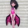 Monster High Draculaura Doll Ghoul to Bat Transformation Fold Out Wings Used Please see photos Image 2