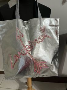 vera wang tote bag