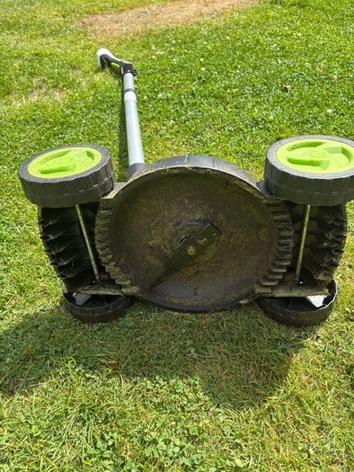 Gtech Cordless Lawnmower