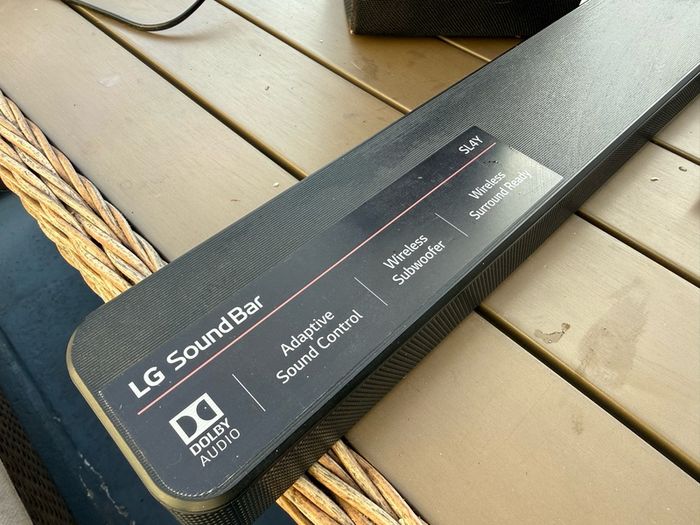 LG soundbar w/Subwoofer