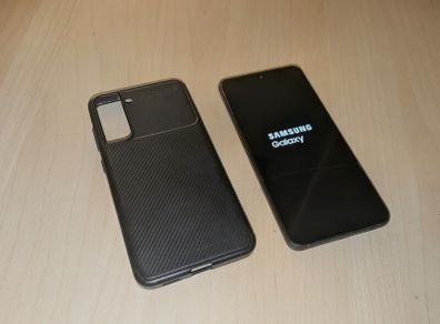 Samsung Galaxy S21 FE Black - SIM Free w/ Olixar Black Case