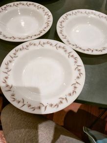vintage pyrex bowls