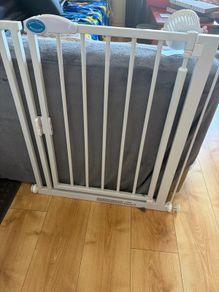 pet/baby gate