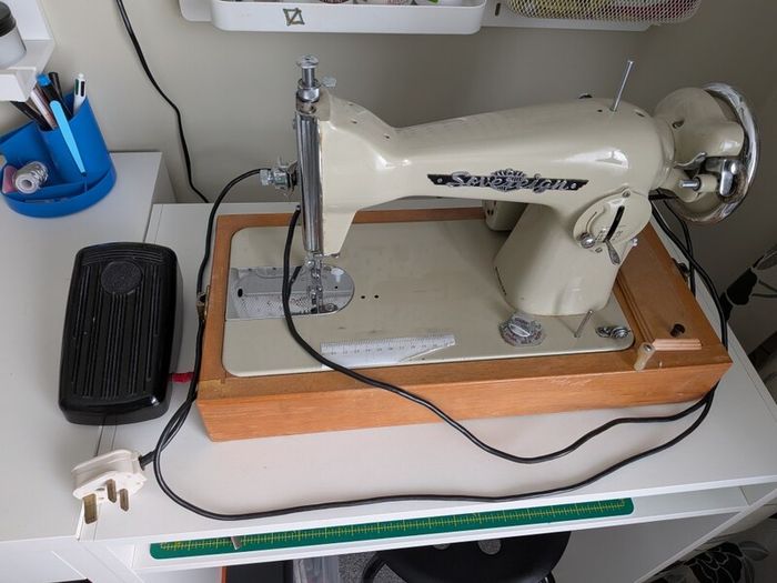 Vintage cased Sovereign electric sewing machine