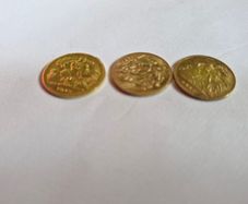 3x Gold half sovereigns