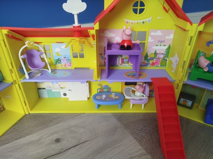 Peppa Pig House